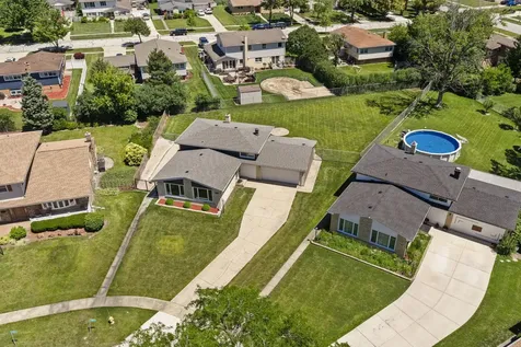 3N445 Jill Court Elmhurst IL 60126