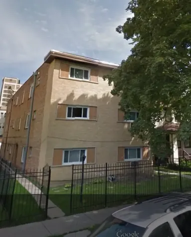 6819 North Wayne Avenue Chicago IL 60626