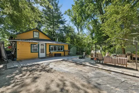 125 Sunnyside Avenue Crystal Lake IL 60014