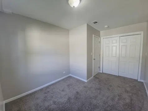 121 Highmoor Drive Round Lake Park IL 60073