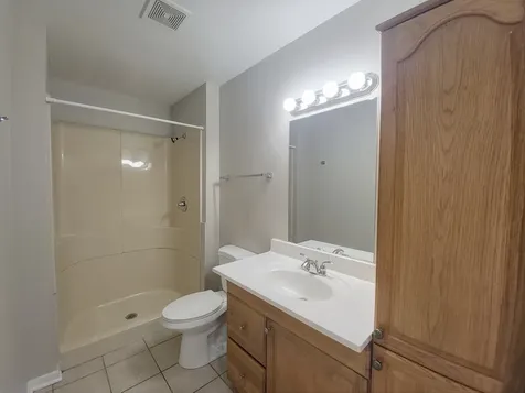 121 Highmoor Drive Round Lake Park IL 60073