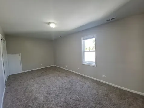 121 Highmoor Drive Round Lake Park IL 60073