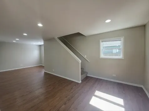 121 Highmoor Drive Round Lake Park IL 60073