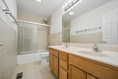 206 South Western Avenue Bartlett IL 60103