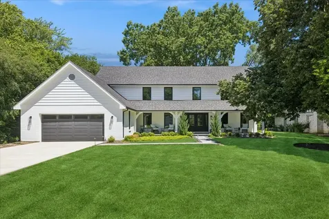 1436 Lawrence Avenue Lake Forest IL 60045