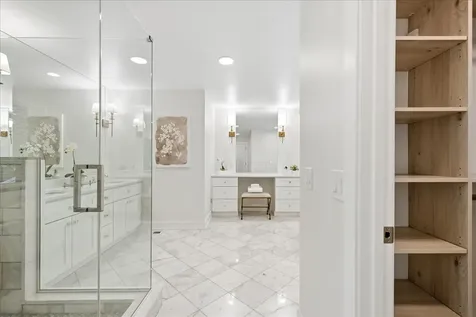 1436 Lawrence Avenue Lake Forest IL 60045