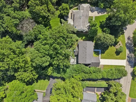 1436 Lawrence Avenue Lake Forest IL 60045