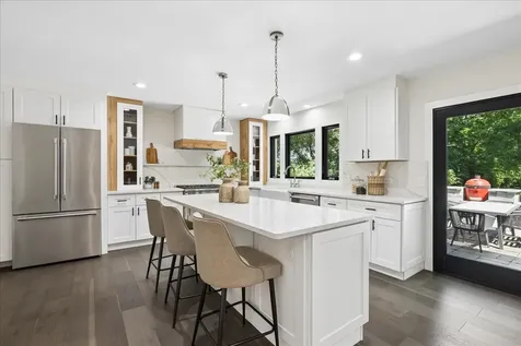 1436 Lawrence Avenue Lake Forest IL 60045
