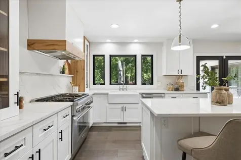 1436 Lawrence Avenue Lake Forest IL 60045