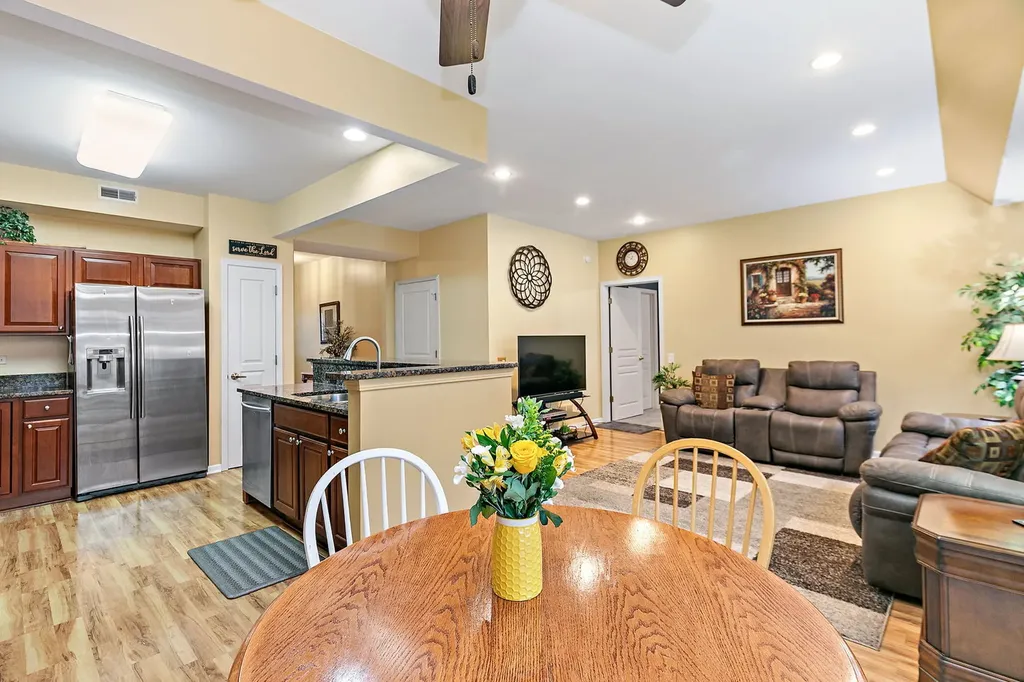 12587 Rock Island Trail Huntley IL 60142