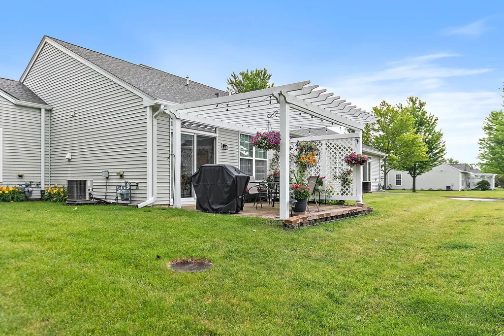 12587 Rock Island Trail Huntley IL 60142