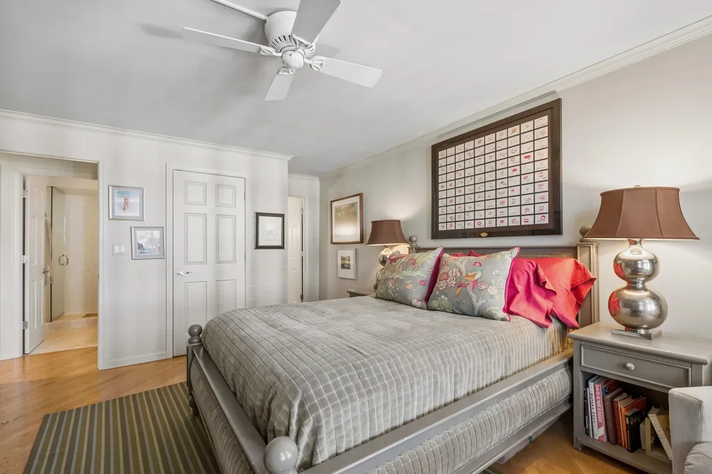 2626 North Lakeview Avenue Chicago IL 60614
