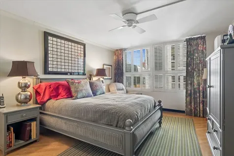 2626 North Lakeview Avenue Chicago IL 60614