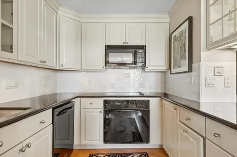 2626 North Lakeview Avenue Chicago IL 60614