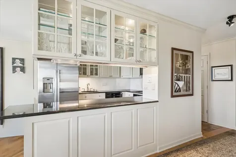2626 North Lakeview Avenue Chicago IL 60614
