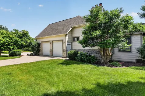 20 Emily Court Lemont IL 60439
