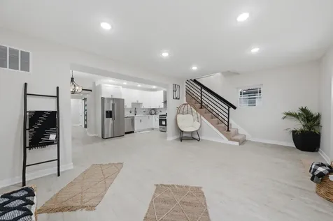 8742 South Wabash Avenue Chicago IL 60619