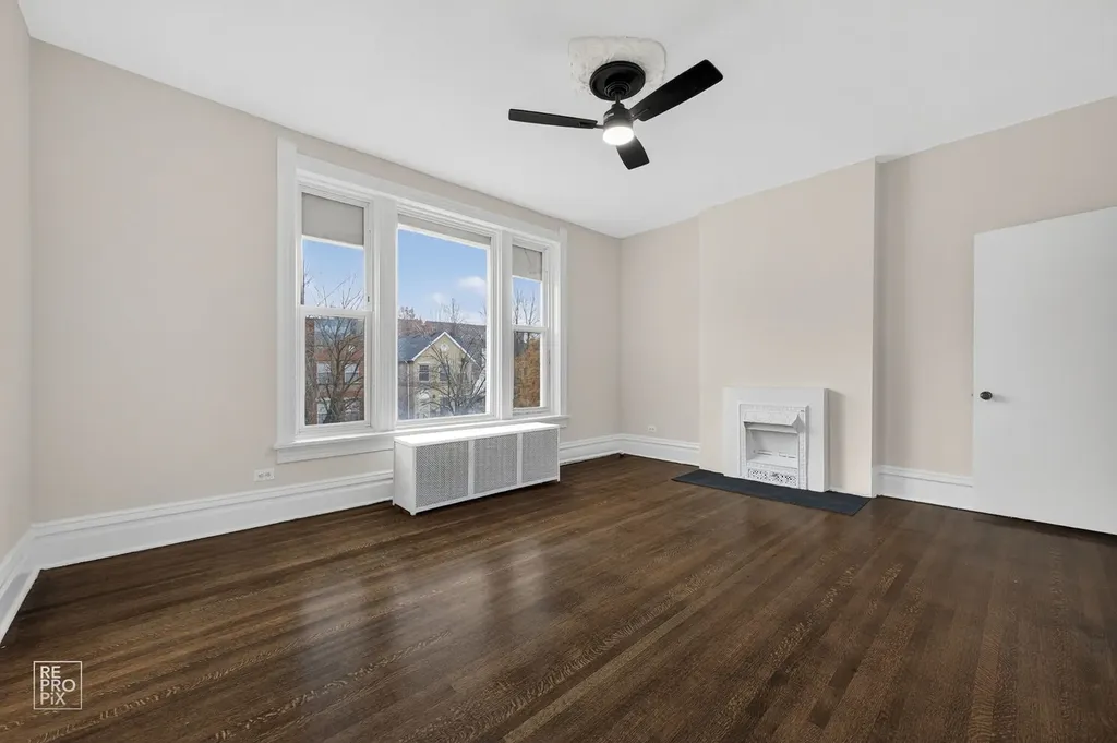 4754 South Langley Avenue Chicago IL 60615