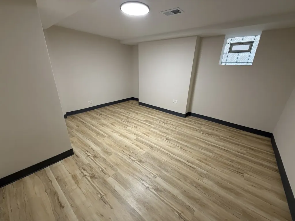 4754 South Langley Avenue Chicago IL 60615