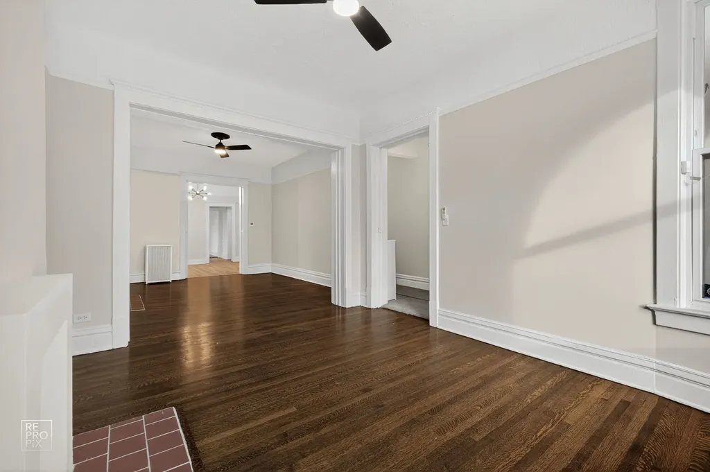 4754 South Langley Avenue Chicago IL 60615