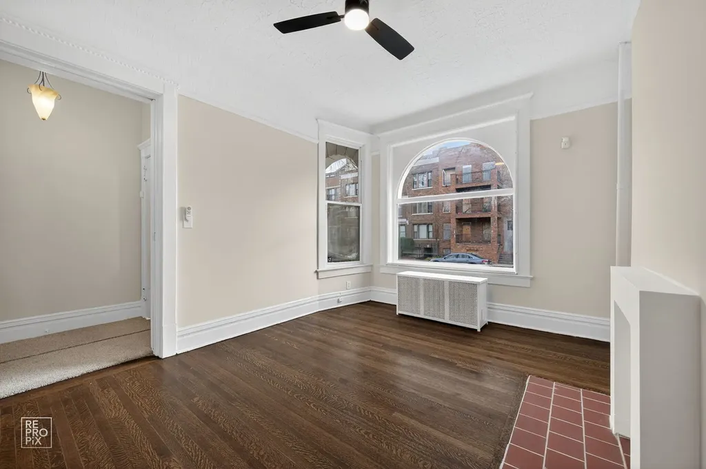 4754 South Langley Avenue Chicago IL 60615