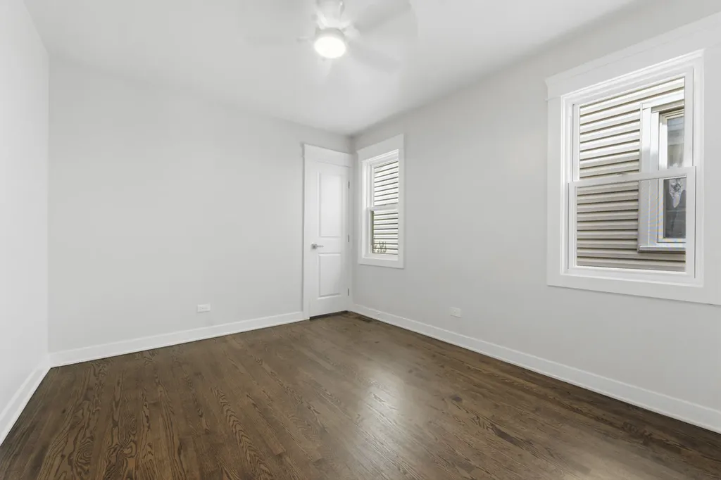 4903 North Moody Avenue Chicago IL 60630