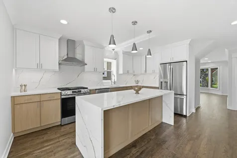 4903 North Moody Avenue Chicago IL 60630