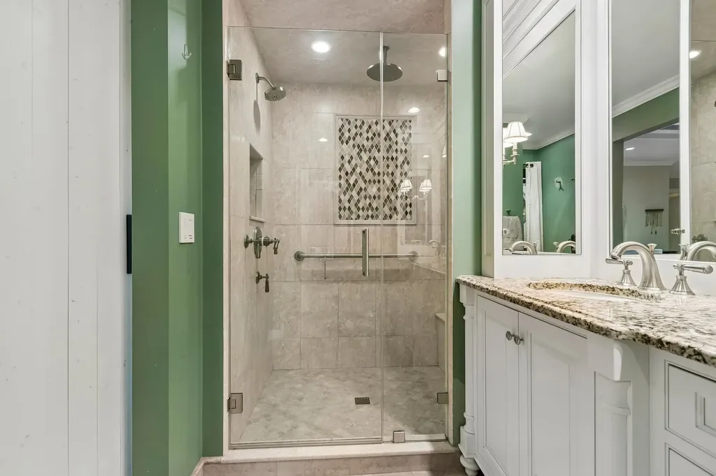 25 Melrose Street Westmont IL 60559