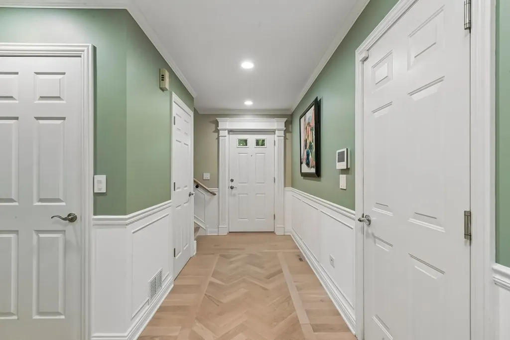 25 Melrose Street Westmont IL 60559