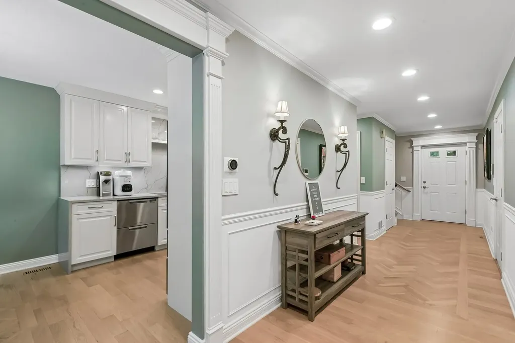 25 Melrose Street Westmont IL 60559