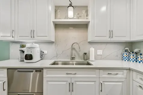 25 Melrose Street Westmont IL 60559
