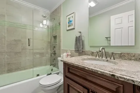 25 Melrose Street Westmont IL 60559