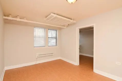 5736 North Winthrop Avenue Chicago IL 60660