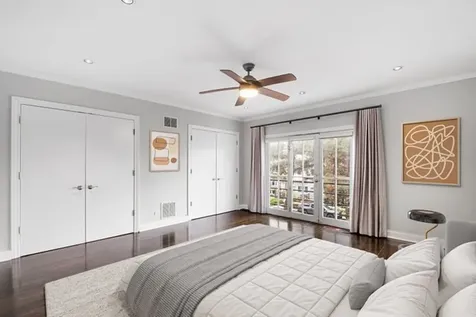 2641 North Marshfield Avenue Chicago IL 60614