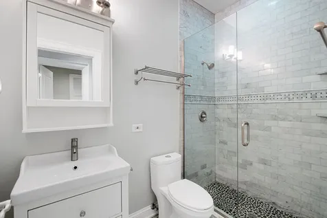 2641 North Marshfield Avenue Chicago IL 60614