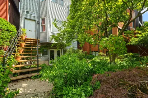 730 West Schubert Avenue Chicago IL 60614