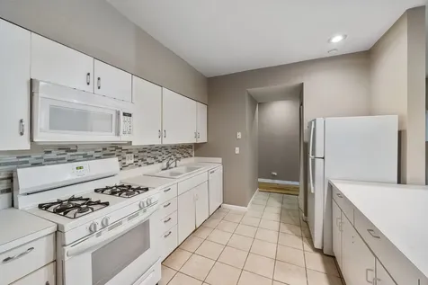 730 West Schubert Avenue Chicago IL 60614