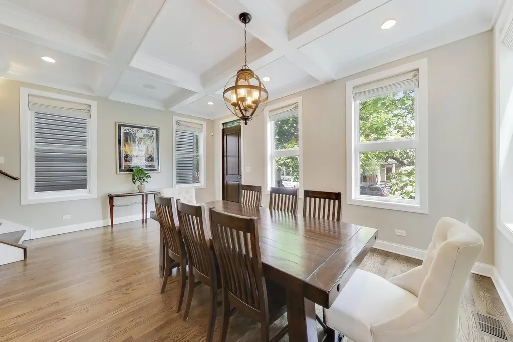 2439 West Moffat Street Chicago IL 60647