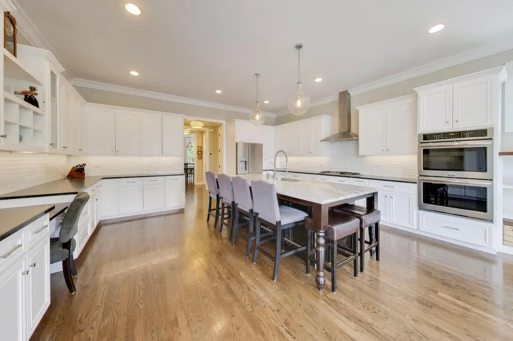 2439 West Moffat Street Chicago IL 60647