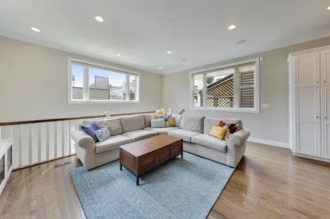 2439 West Moffat Street Chicago IL 60647