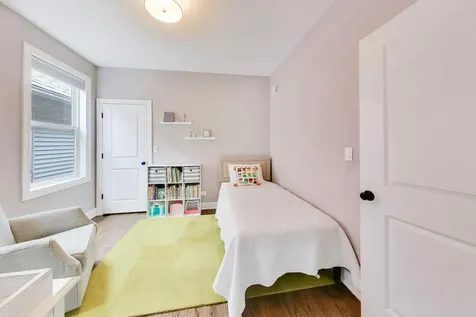 2439 West Moffat Street Chicago IL 60647