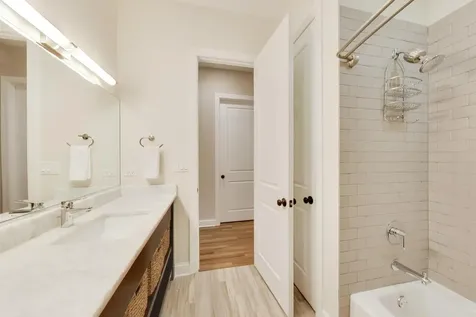 2439 West Moffat Street Chicago IL 60647