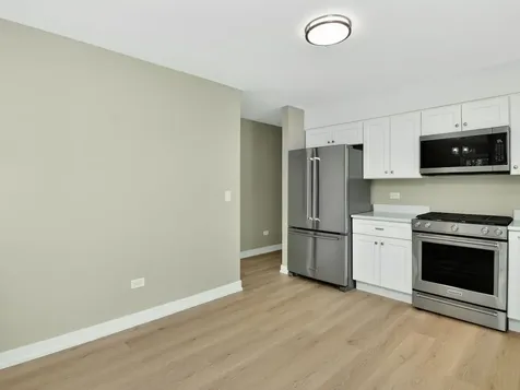 235 Norman Court Des Plaines IL 60016