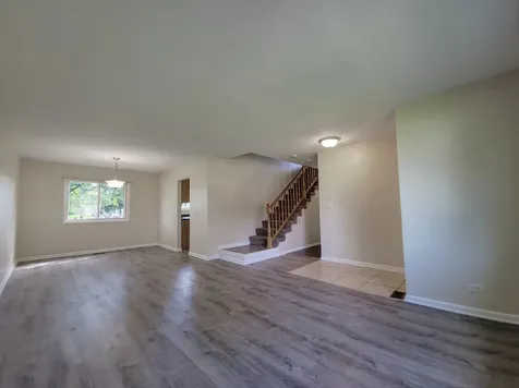 25 Pheasant Road Matteson IL 60443
