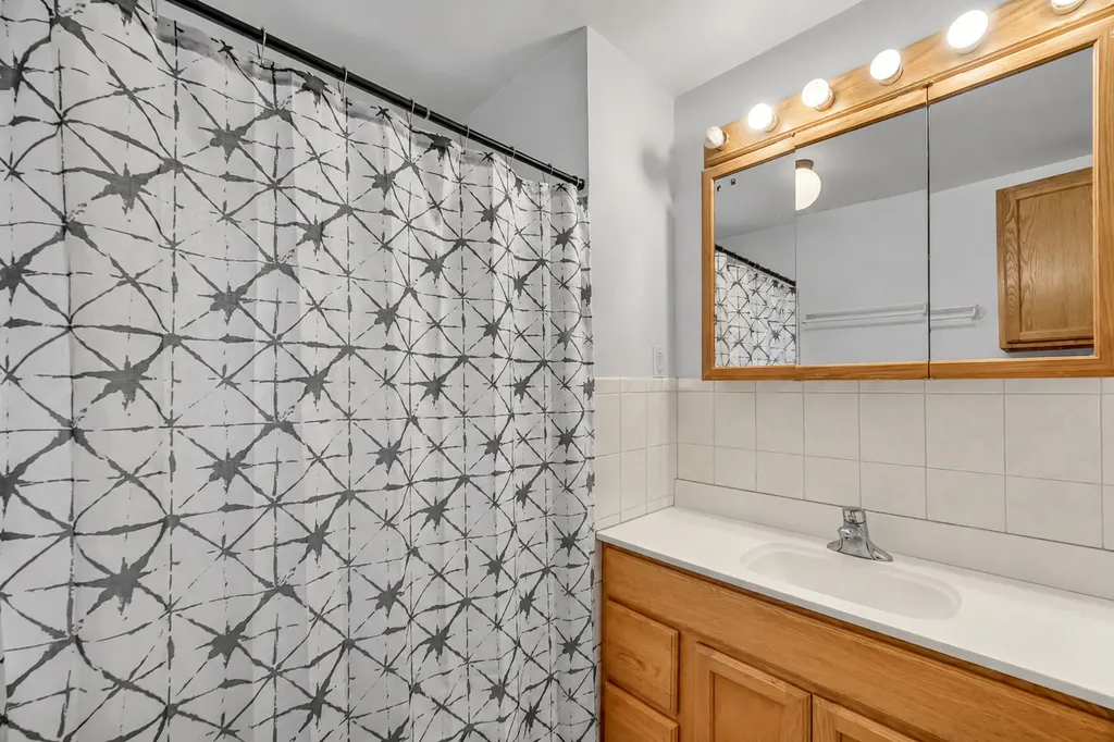 230 West Morris Avenue Lombard IL 60148
