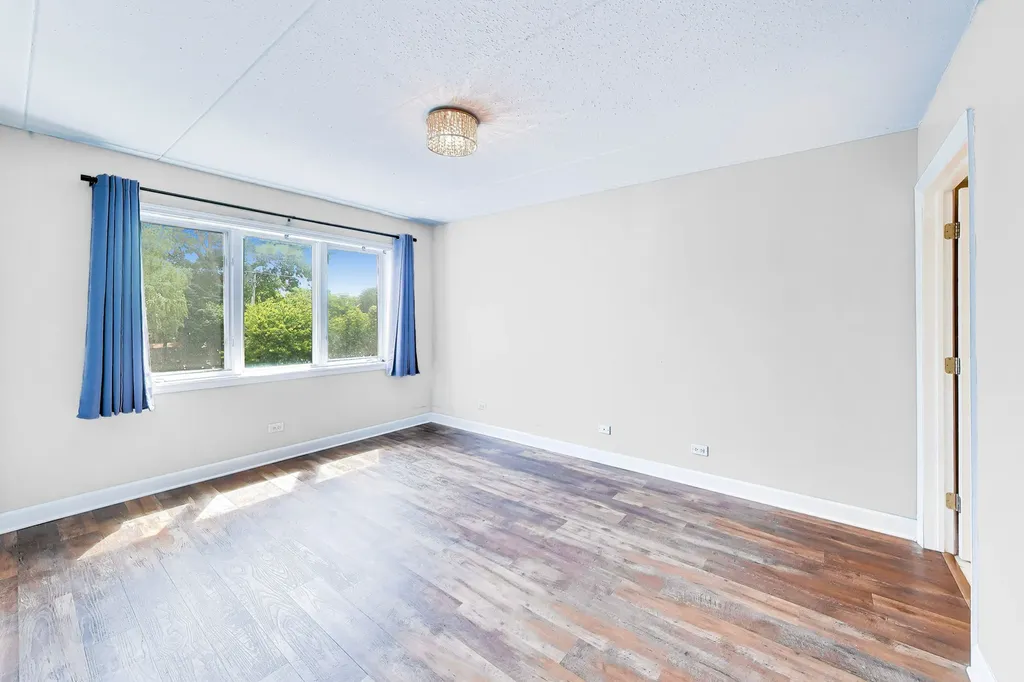 511 North Cass Avenue Westmont IL 60559