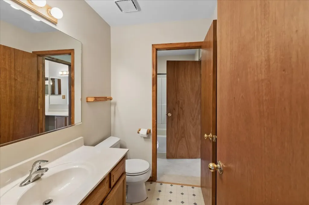 7050 Brighton Court Woodridge IL 60517