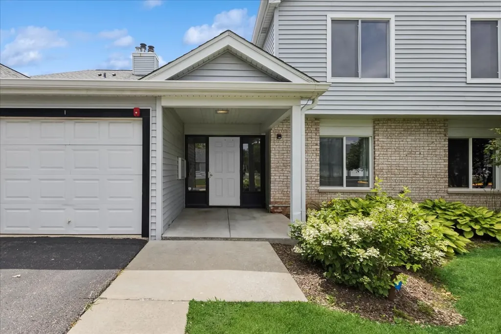 7050 Brighton Court Woodridge IL 60517