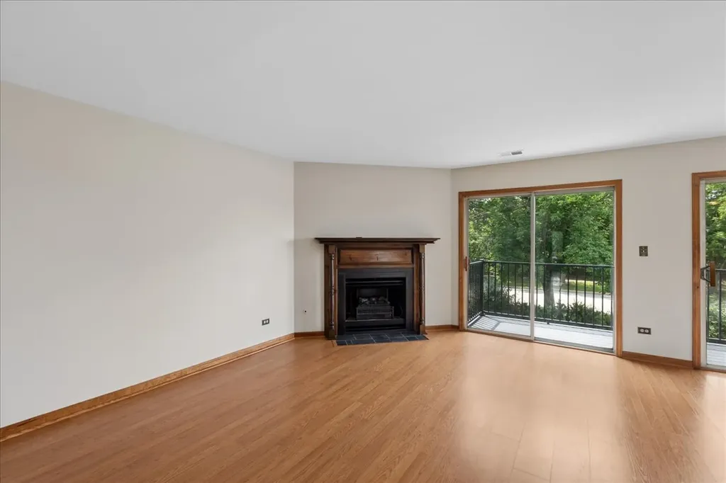 7050 Brighton Court Woodridge IL 60517