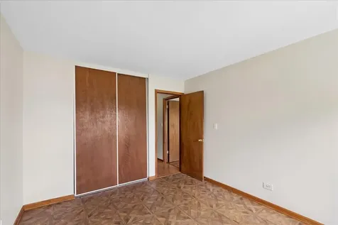 7050 Brighton Court Woodridge IL 60517